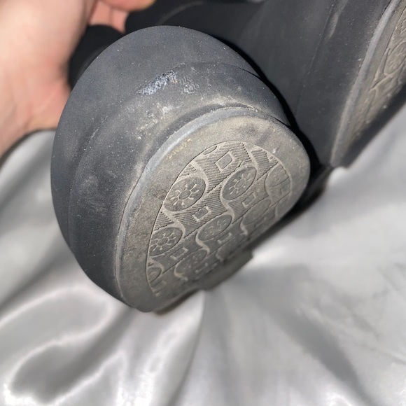 Cute Black Booties Size 1 - Picture 8 of 16